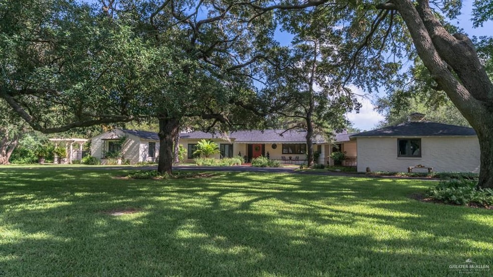 101 Southgate Blvd, Weslaco, TX 78596 - photo 1