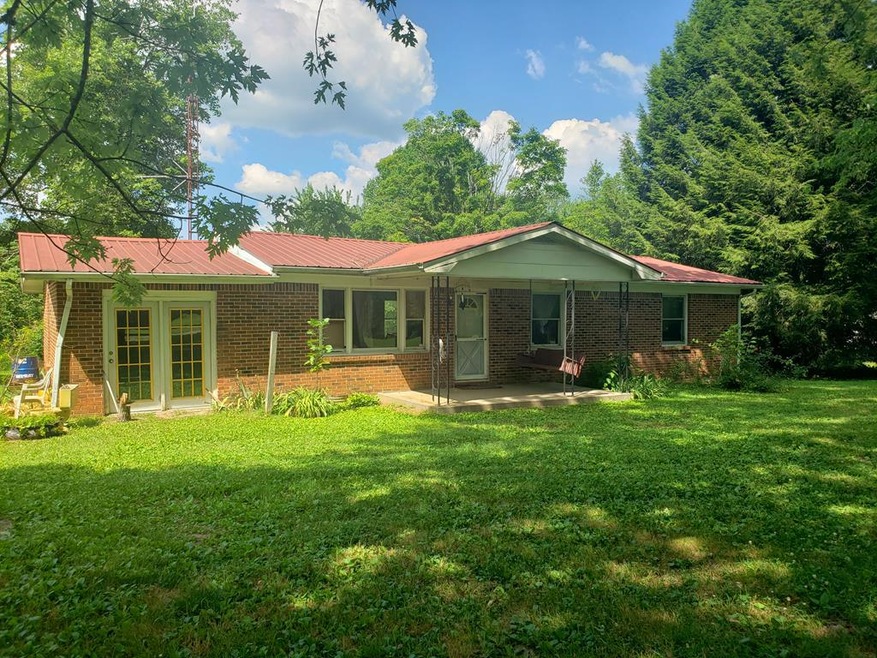 115 Oak Hill Cir, Rickman, TN 38580 - photo 1