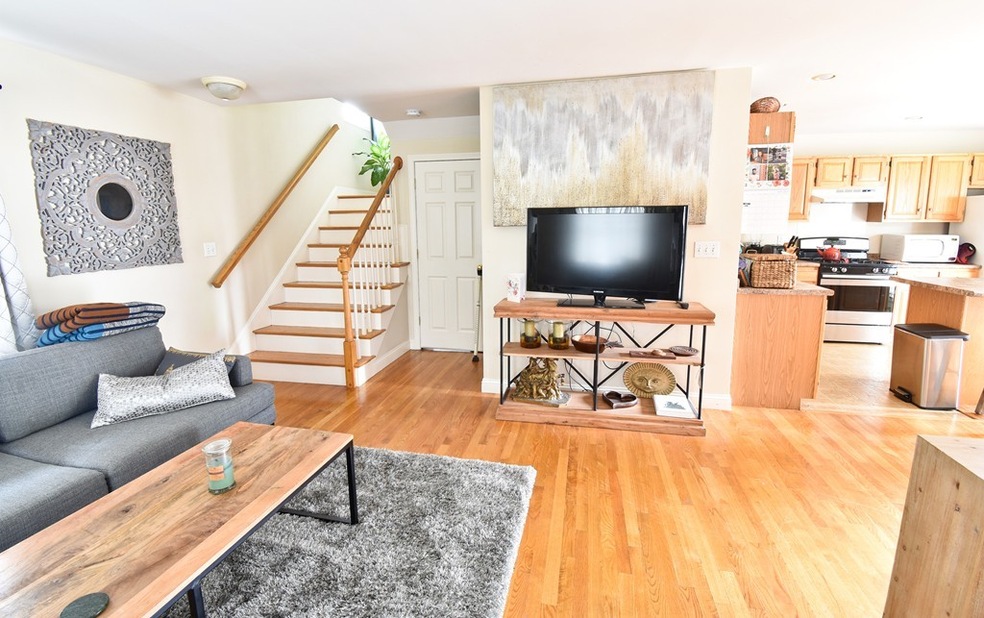 84 Chapel St unit 1, Newton, MA 02458 - photo 1
