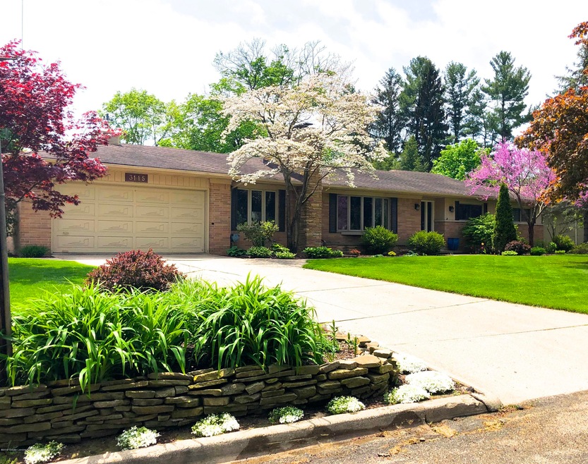 3115 N Cambridge Rd, Lansing, MI 48911 - photo 1