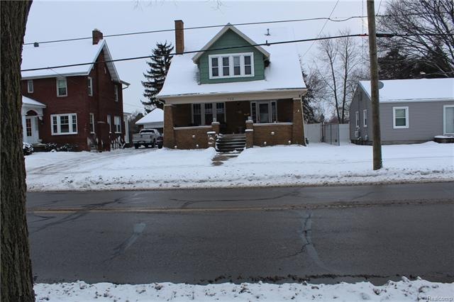 706 E  Elm Ave.jpg