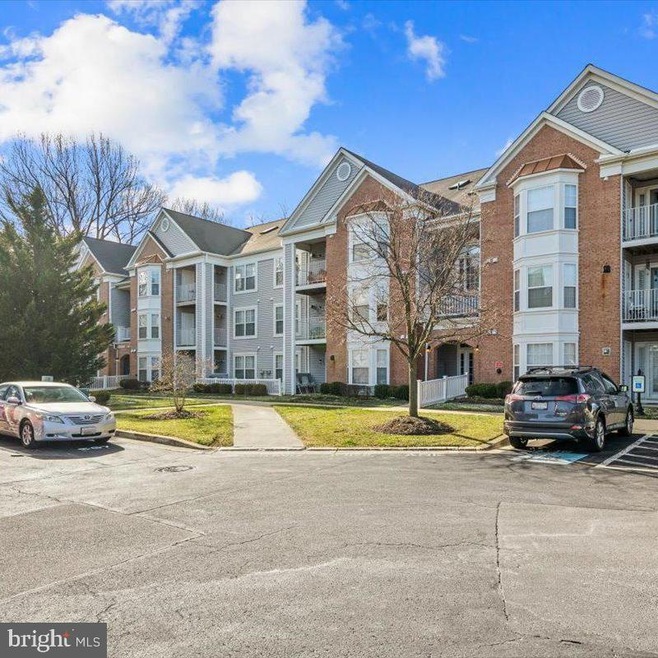 655 Burtons Cove Way unit 13, Annapolis, MD 21401 - photo 1