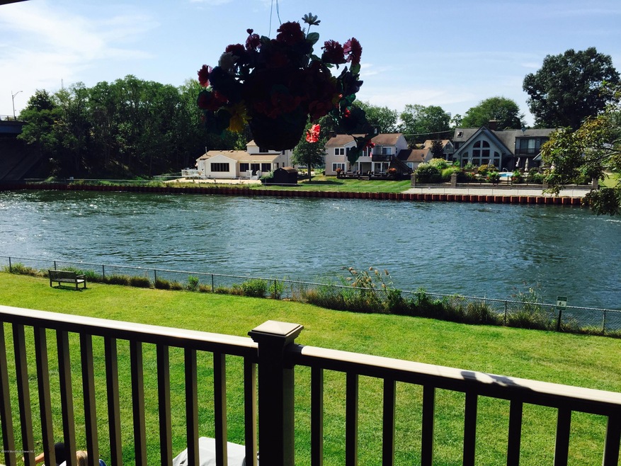 water view on 1641 elm 2