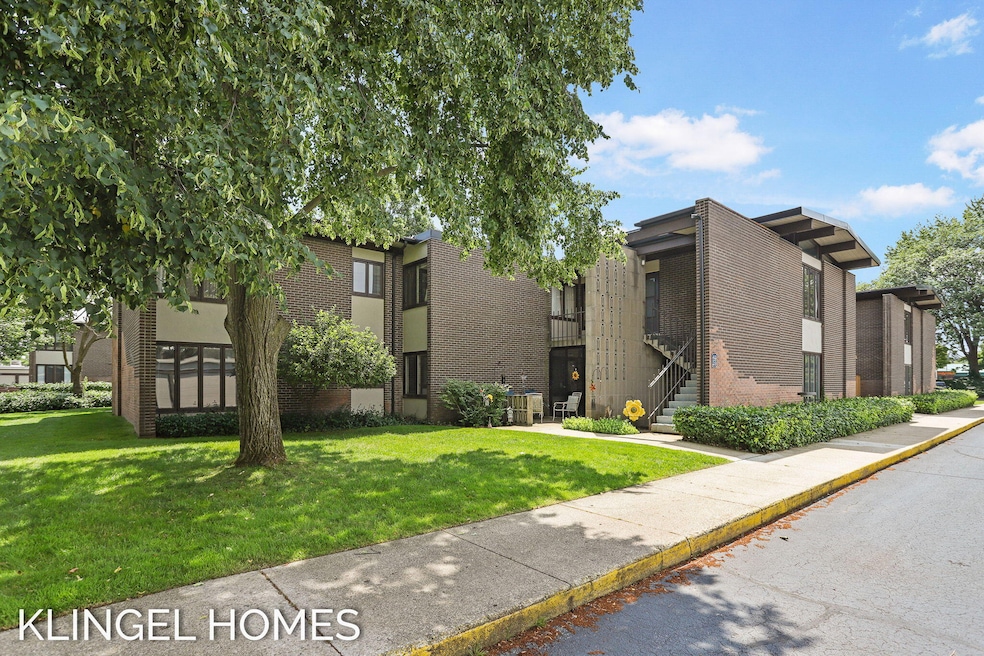 33-web-or-mls-808-s-beacon-blvd