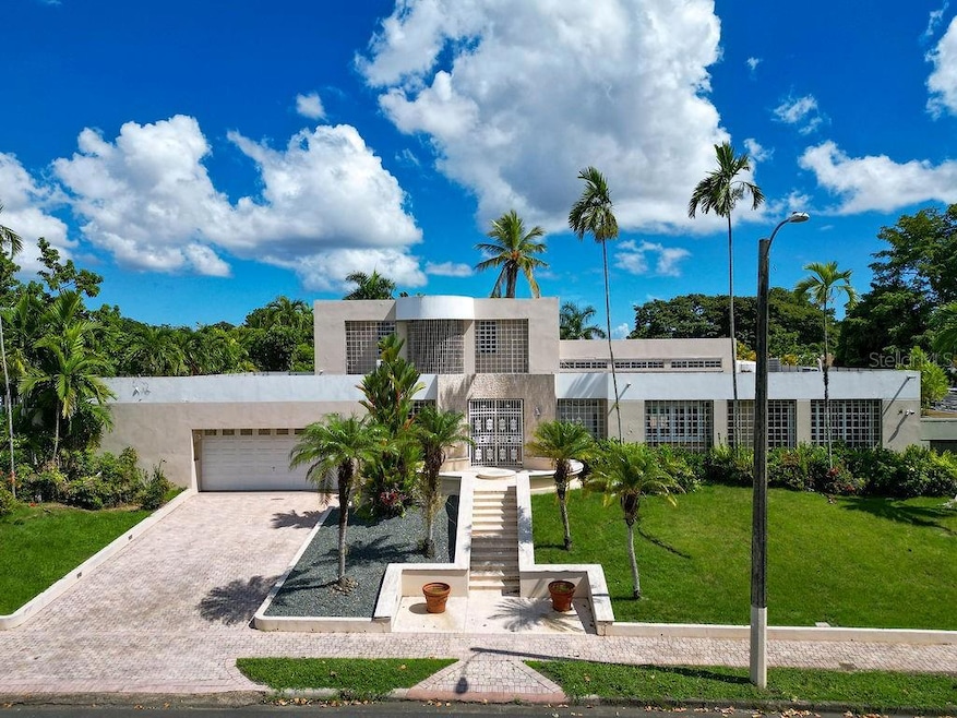 For Sale $1,600,000 • Co-Listing Agent