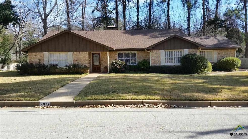 2922 Pecan Dr, Tyler, TX 75701 - photo 1