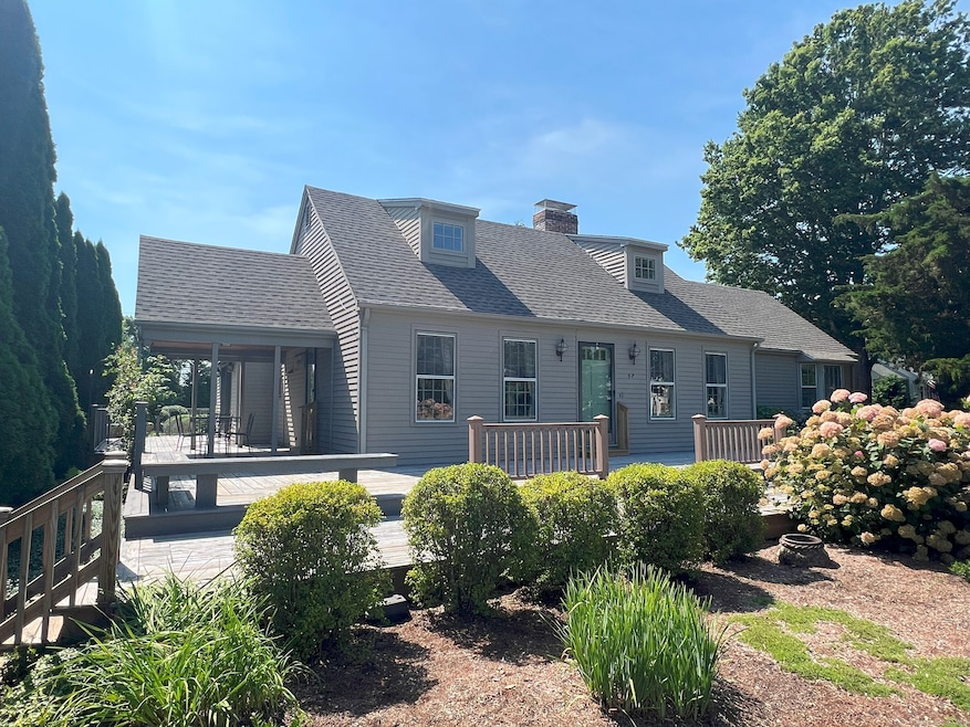 Sold $910,000 • Co-Listing Agent