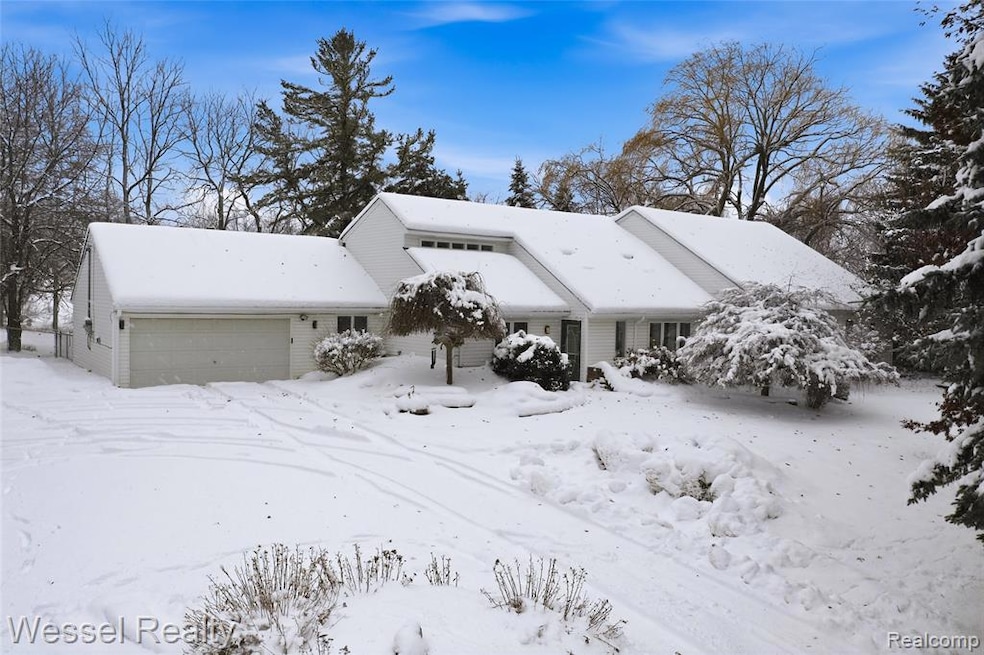 For Sale $499,900 • Co-Listing Agent