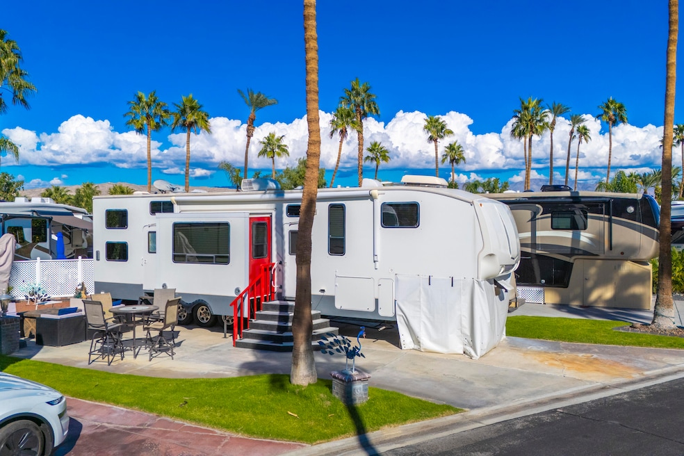 532 Ramon Rd, Palm Springs, CA 92264 - photo 1