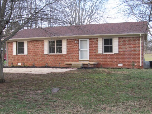 195 Raines Cir, Cookeville, TN 38506 - photo 1