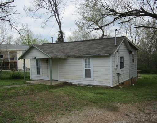 822 S College Ave, Fayetteville, AR 72701 - photo 1