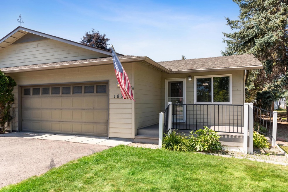 1906 S Woodland Dr unit 1, Kalispell, MT 59901 - photo 1