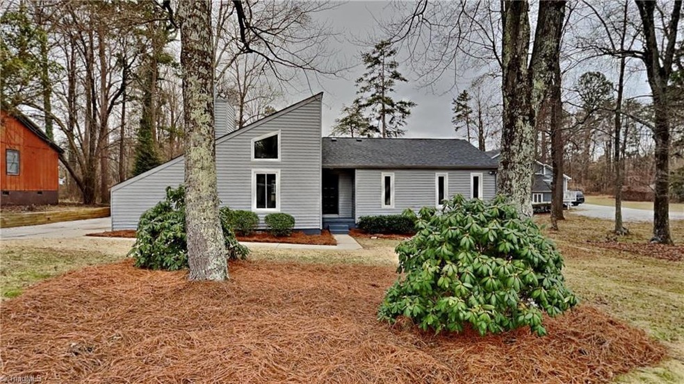 206 Boyce Ave, Jamestown, NC 27282 - photo 1