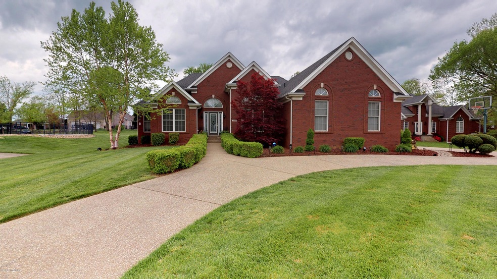 135 Woodwind Ct, Mount Washington, KY 40047 - photo 1