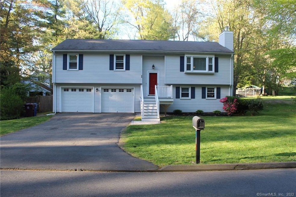 24 Pond St, Unionville, CT 06085 - photo 1