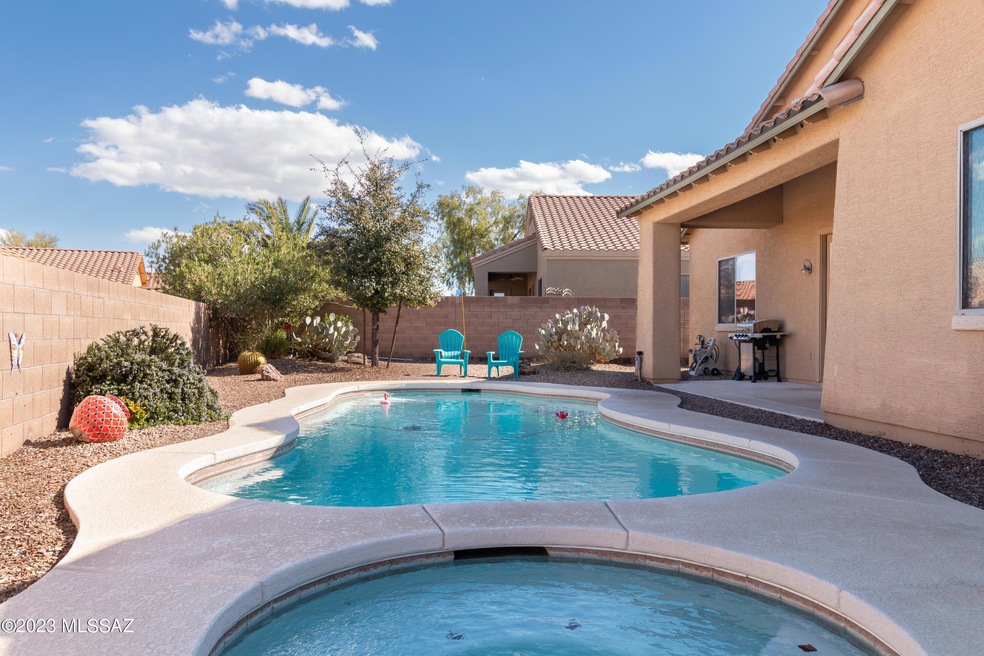 Sparkling Pool and Spa