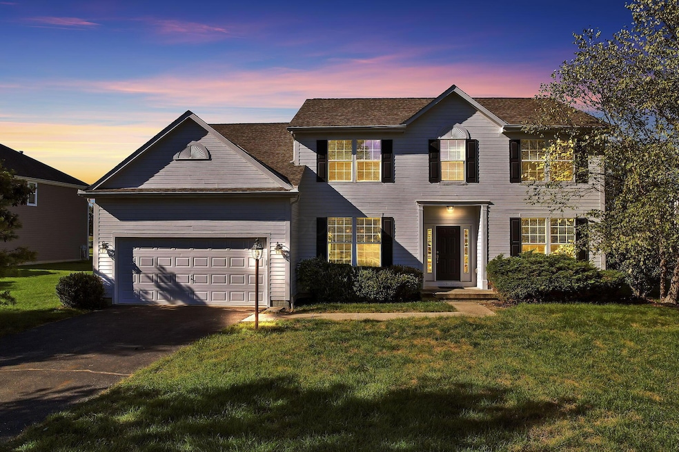 3717 Hickory Field Ln, Powell, OH 43065 - photo 1