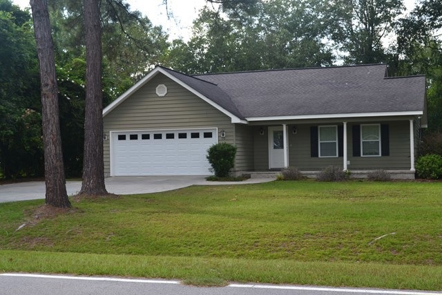 718 Randolph, Mt. Vernon, GA 30445 - photo 1