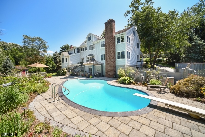 21 Runnymede Rd, Chatham, NJ 07928 - photo 1