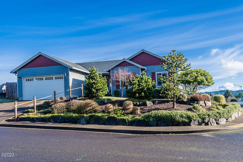 Southern exsposure corner lot
