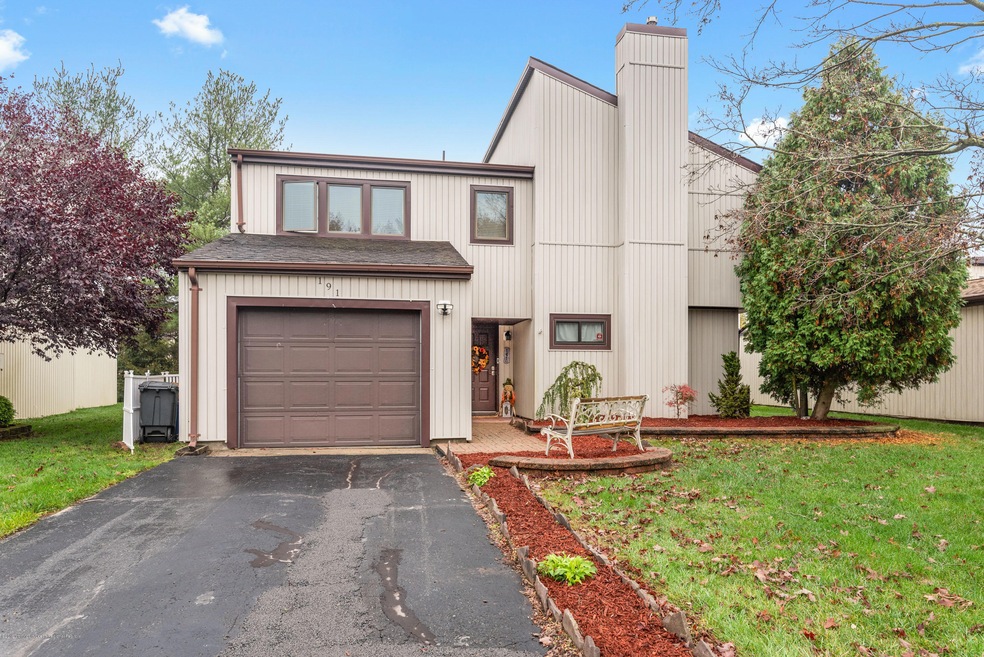 191 Community Cir, Old Bridge, NJ 08857 - photo 1