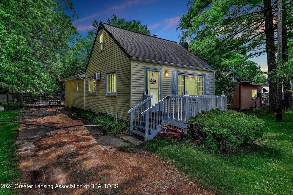 1-web-or-mls-8670FAB1-1DD5-44DE-A052-722