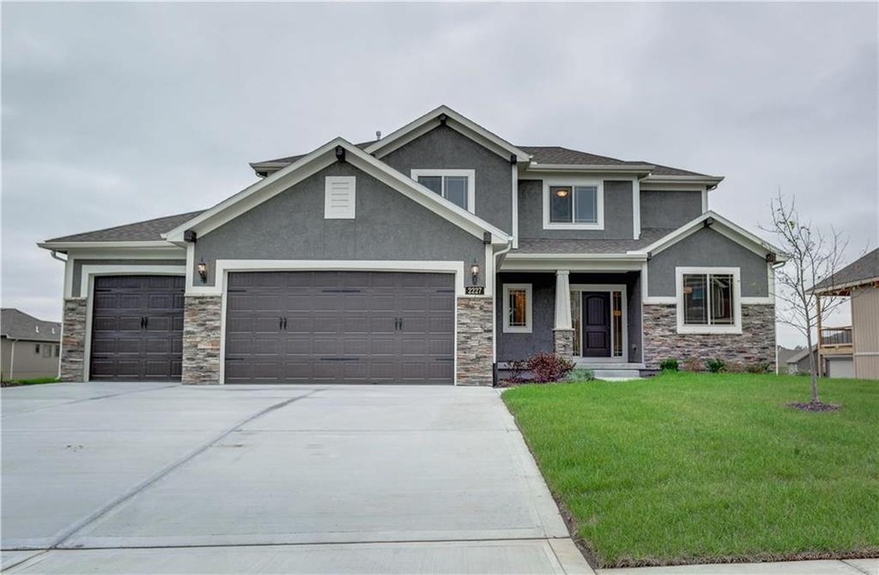 SUMMIT CHERRY CREEK II   1 1/2 STORY HOME