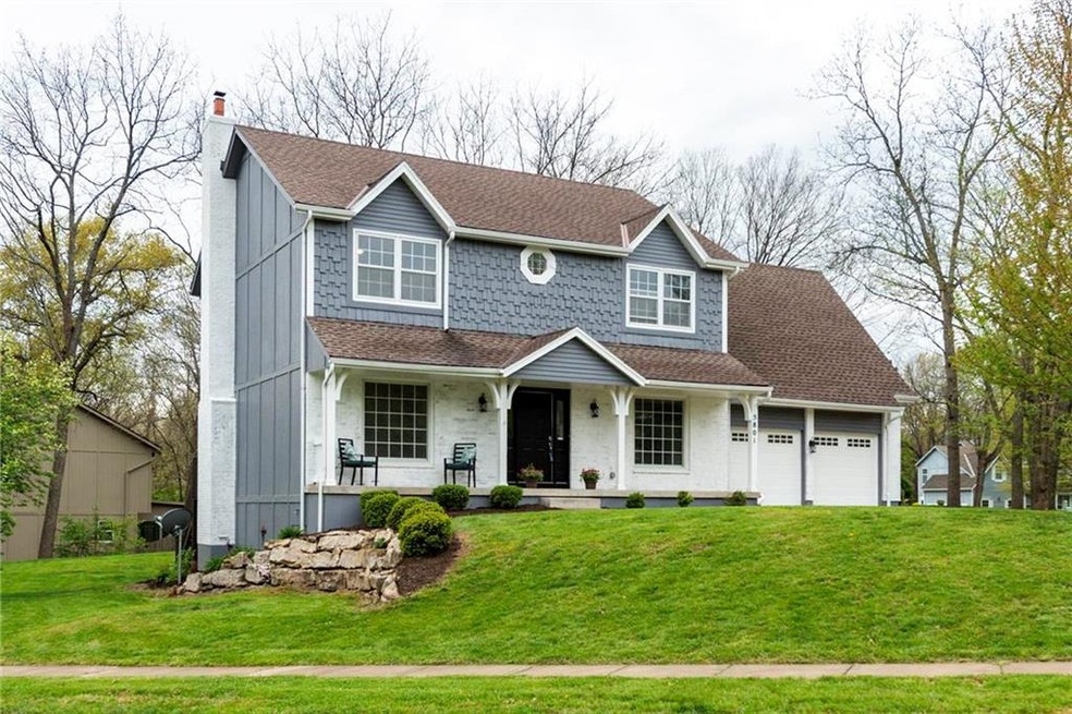 Welcome Home! Beautiful Corner Lot