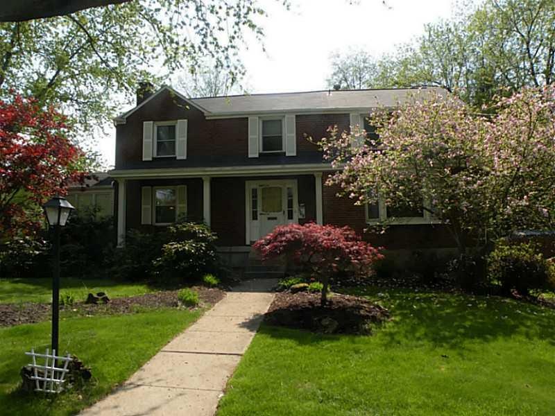 Exterior Front. 564 Glenrock Drive Front