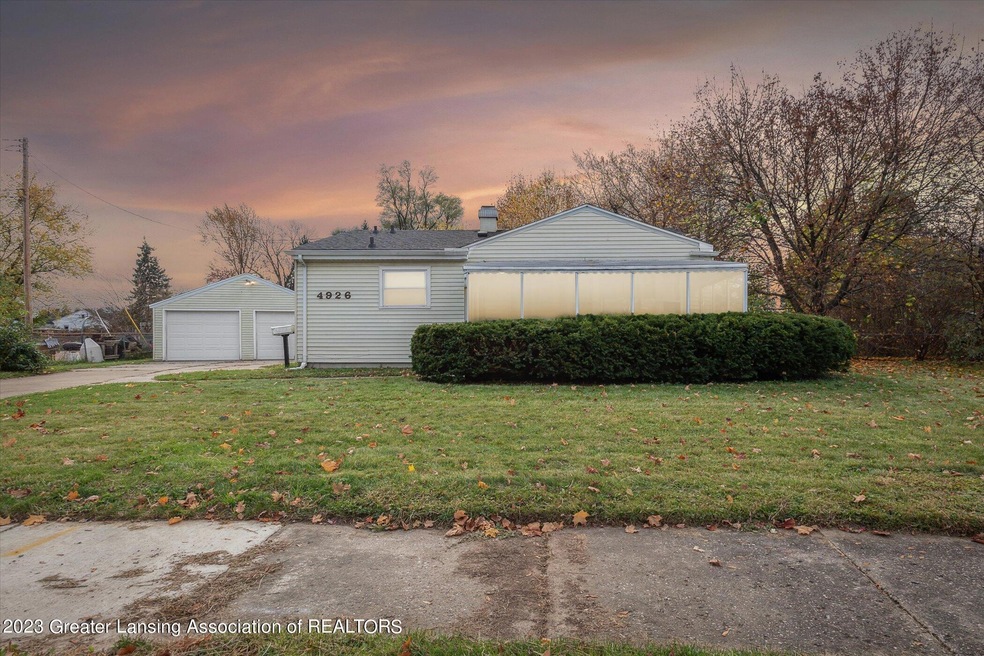 4926 Burchfield Ave, Lansing, MI 48910 - photo 1