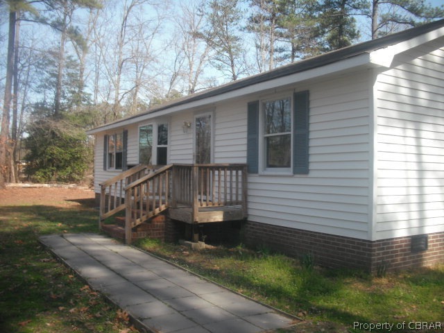 3417 Hunter Ln, Hayes, VA 23072 - photo 1