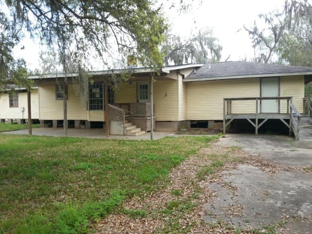 20331 Ramble Wood Dr, Brazoria, TX 77422 - photo 1