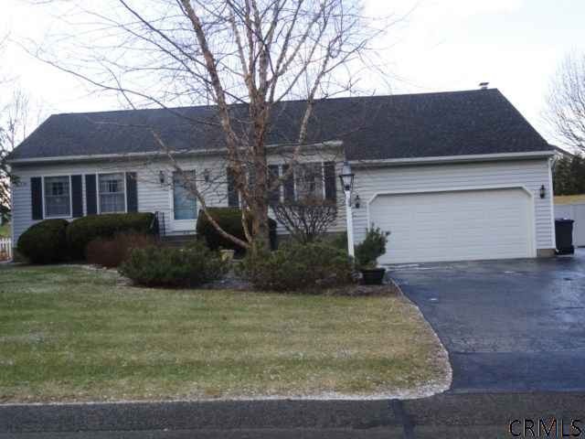608 Michelle Way, Schenectady, NY 12304 - photo 1