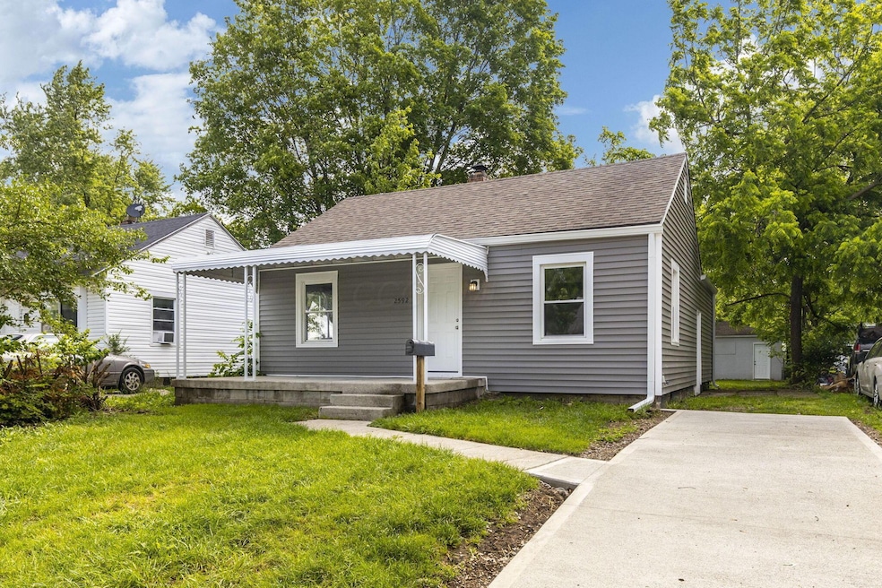 2025-5-31 2592 Grasmere Ave 002