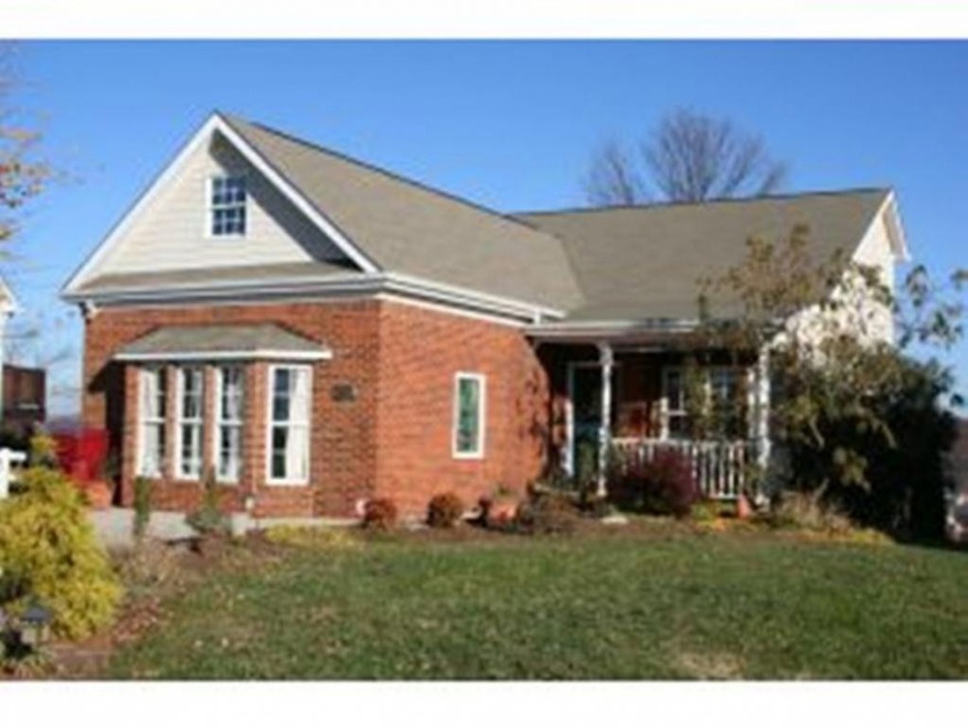 28 Taylor Ridge Ct, Johnson City, TN 37601 - photo 1