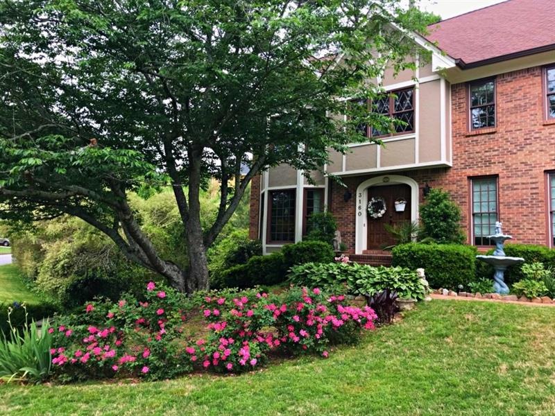 3160 Hartridge Dr, Alpharetta, GA 30022 - photo 1