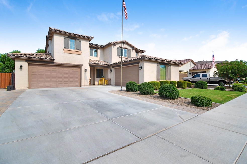 41247 N Linden St, San Tan Valley, AZ 85140 - photo 1