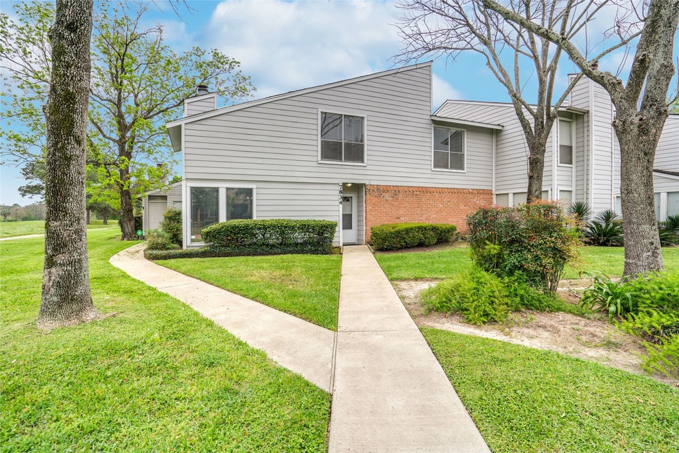 7834 Green Lawn Dr unit 7834, Houston, TX 77088 - photo 1