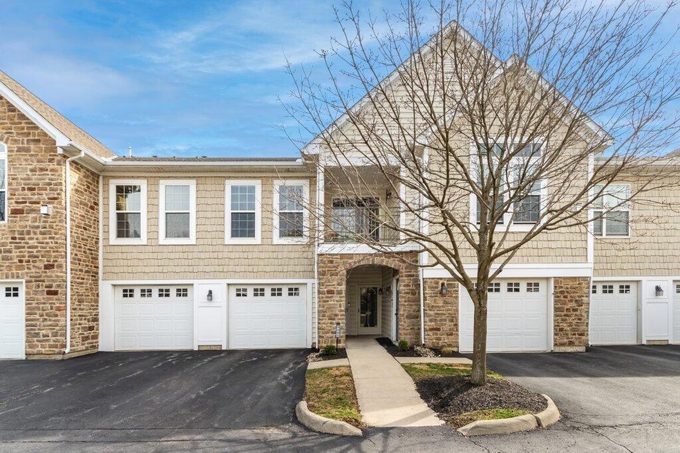 5082 Calais Drive-3.jpg-SMALL
