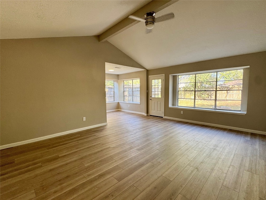 16611 David Glen Dr, Friendswood, TX 77546 - photo 1