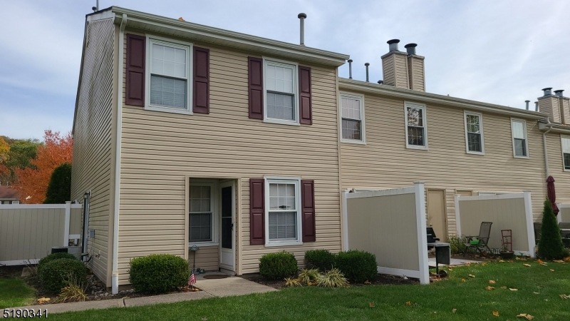 368 Gettysburg Way unit 40G, Lincoln Park, NJ 07035 - photo 1