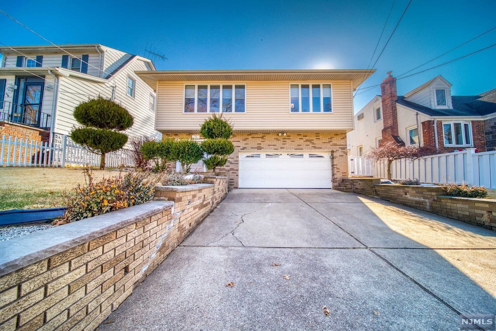 732 Bruce St, Ridgefield, NJ 07657 - photo 1