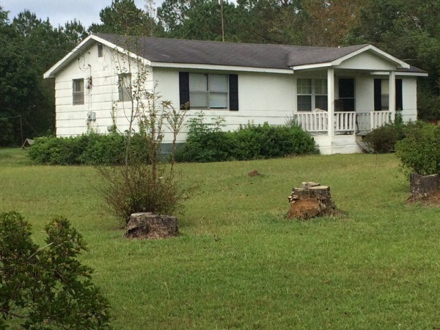 1189 Caston Rd, McComb, MS 39648 - photo 1