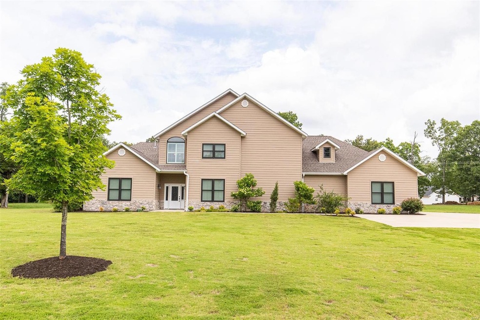 187 Winchester Dr, Poplar Bluff, MO 63901 - photo 1