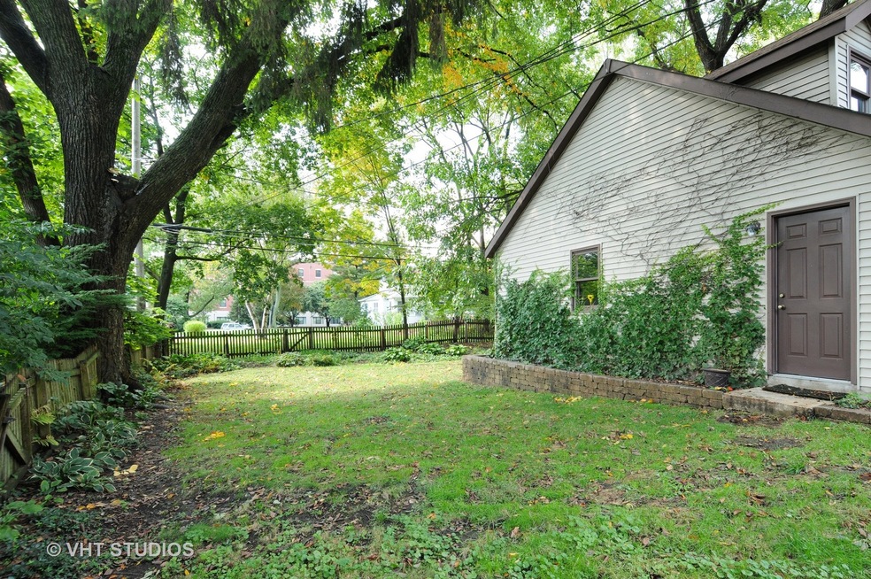 347 S Sleight St, Naperville, IL 60540 - photo 1