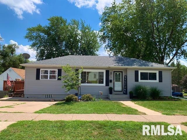 1541 W 35th St, Davenport, IA 52806 - photo 1