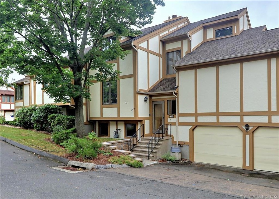 690 Forest Rd unit 332, West Haven, CT 06516 - photo 1