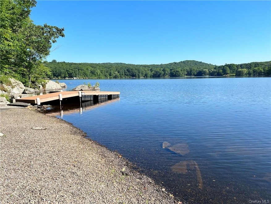 330 Old Forge Dr, Carmel, NY 10512 - photo 1