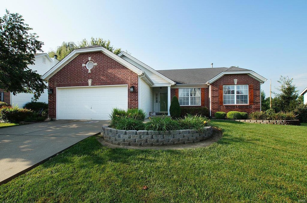 Welcome to 7483 Little Oaks Drive