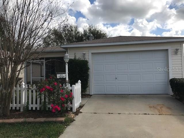 429 Canterbury Ct, The Villages, FL 32162 - photo 1